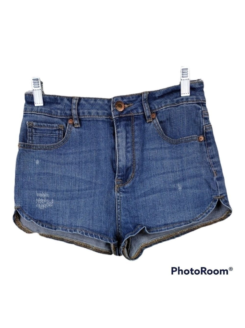 Kendall & Kylie Super High-Rise Five Pocket Medium Wash Blue Jean Shorts